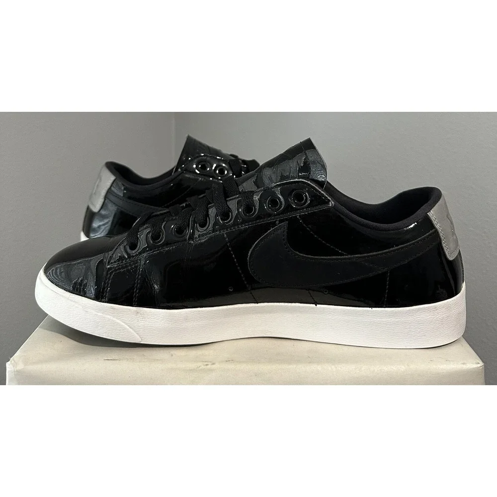 Nike Women's Blazer Low SE PRM AA1557-001 Fashion Sneaker Size 11